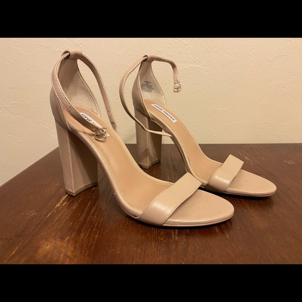 Steve Madden nude heels
